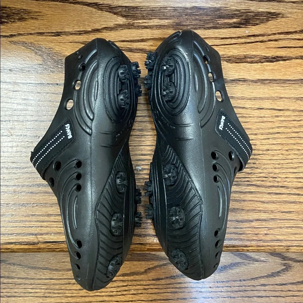 NWT Dawgs Black Golf Spirit Clogs